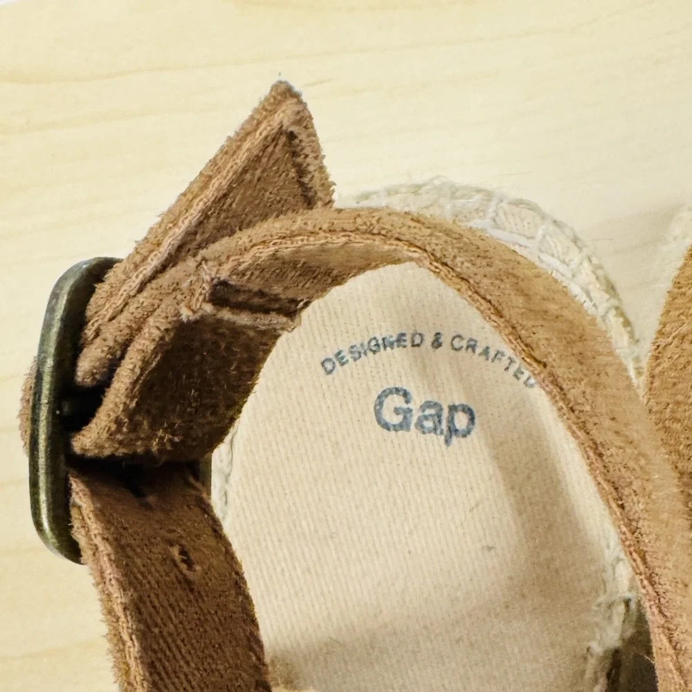 GAP suede espadrille